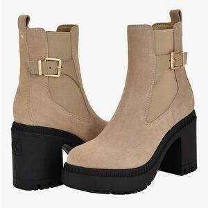 Calvin Klein Cream Fayth Leather Suede Buckle Pull-on Ankle Boots NWOT 9 *READ*